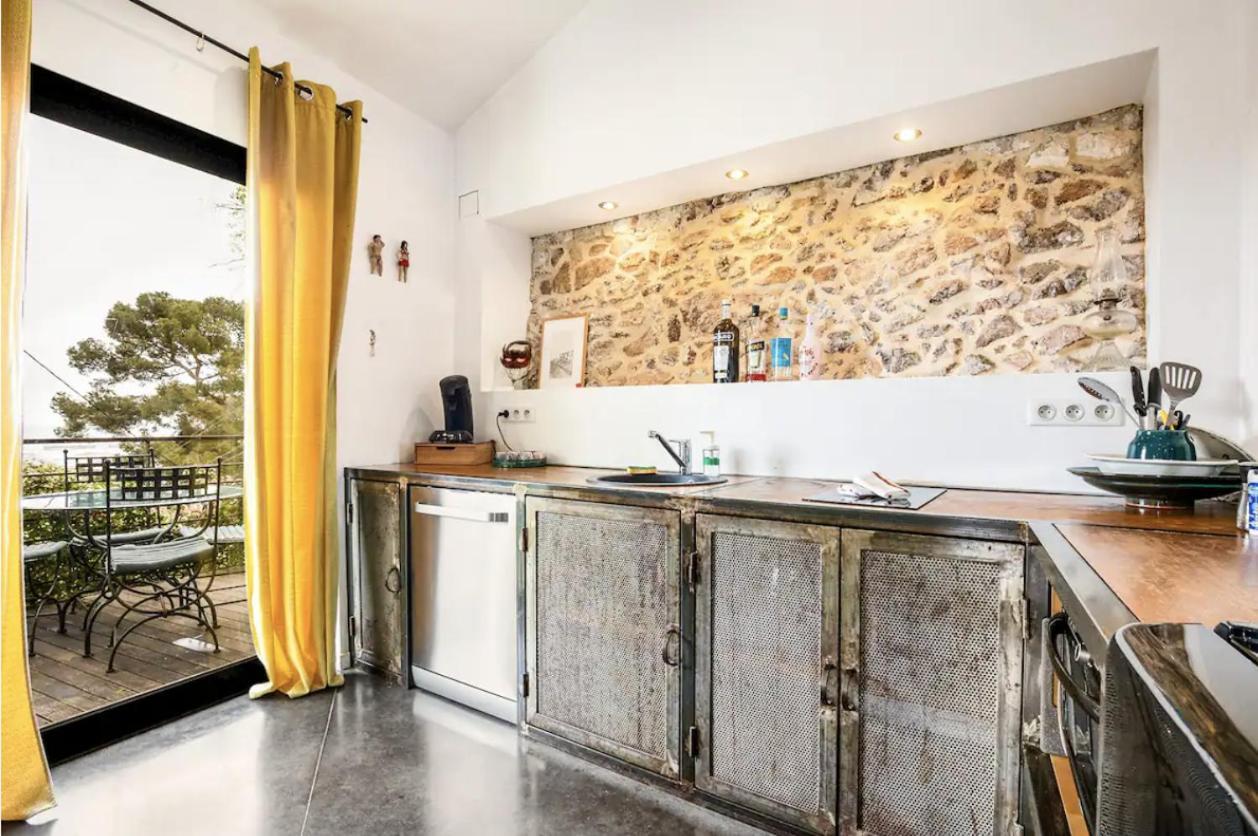 Holiday home Maison, Centre Ville, Terrasse, Parking, Calme Sete